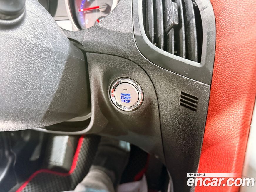 Hyundai Genesis 2010