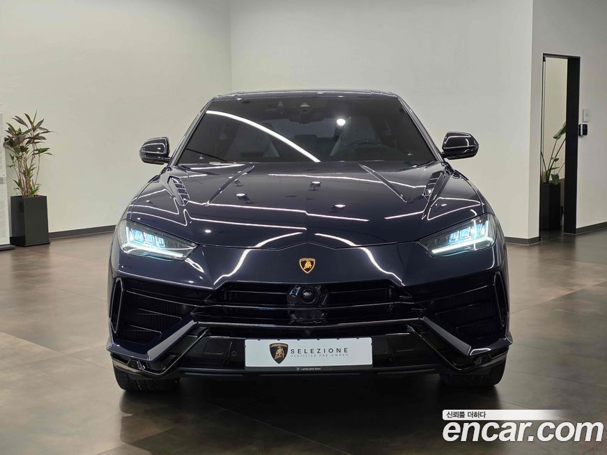Lamborghini Urus 2023