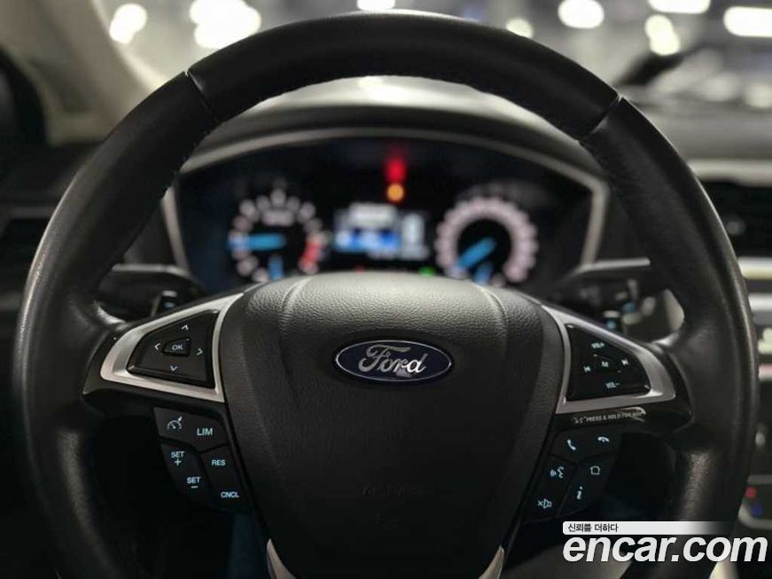 Ford Mondeo 2015