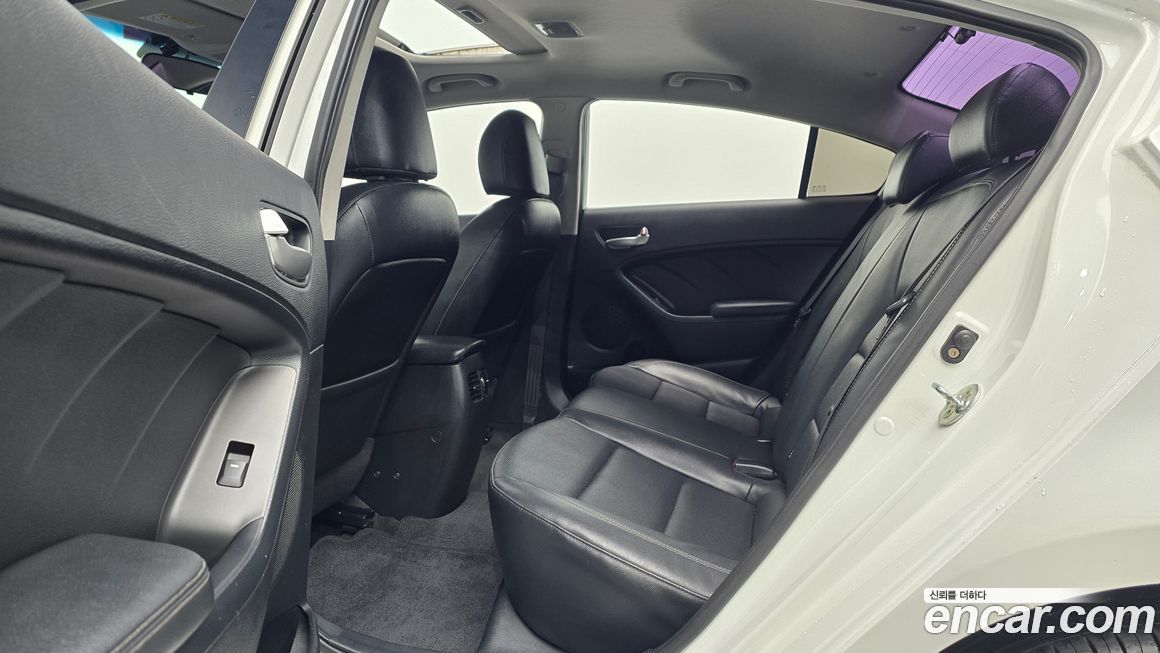 Kia K3 2015