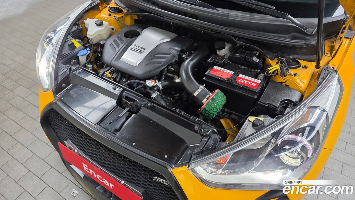 Hyundai Veloster 2015