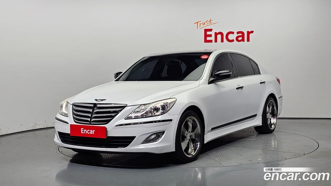 Hyundai Genesis 2012