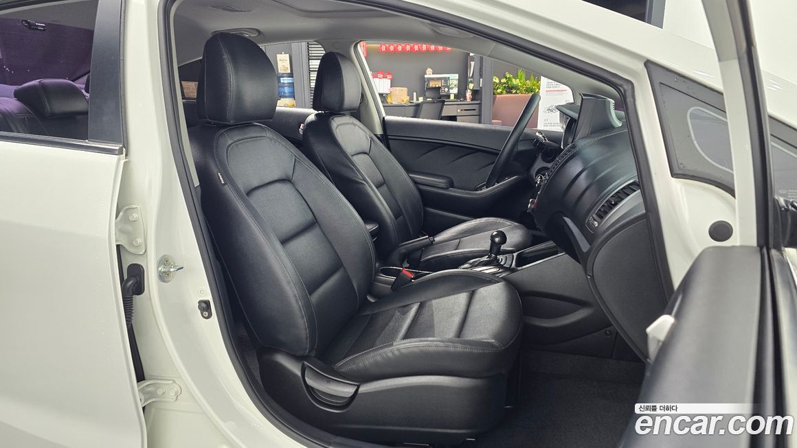 Kia K3 2015