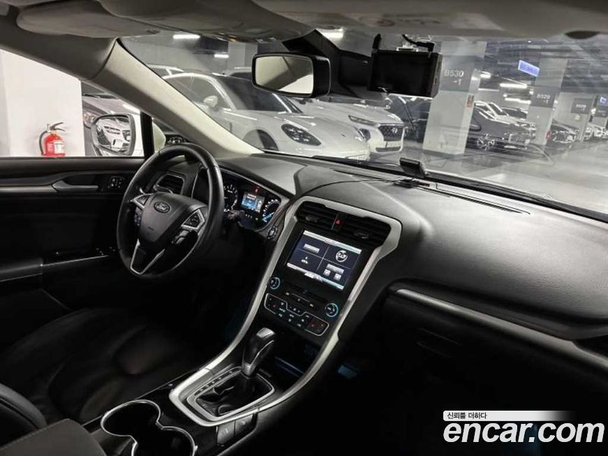 Ford Mondeo 2015