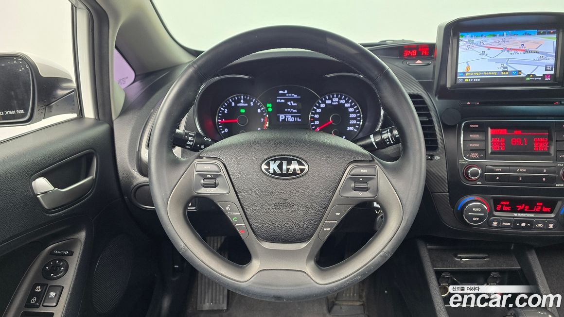 Kia K3 2015