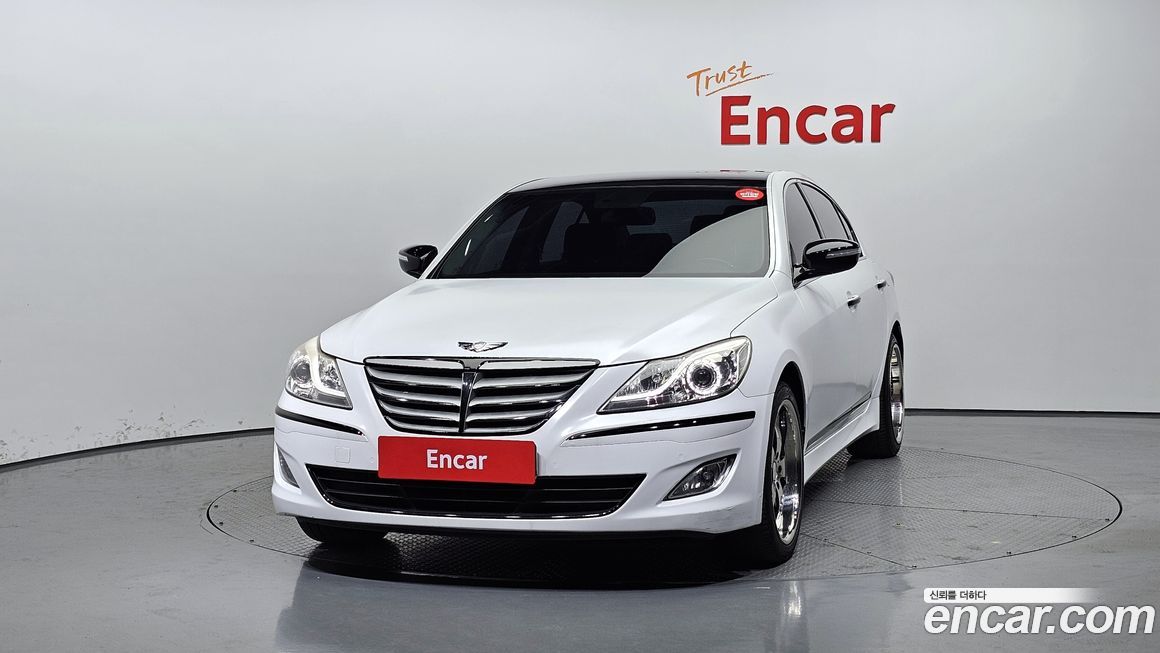 Hyundai Genesis 2012