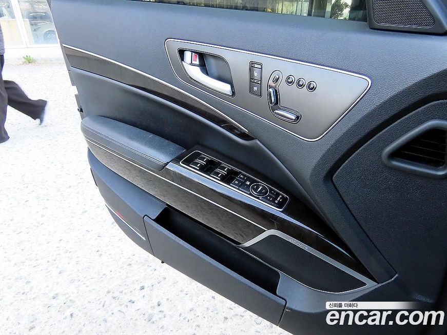 Kia K9 2014