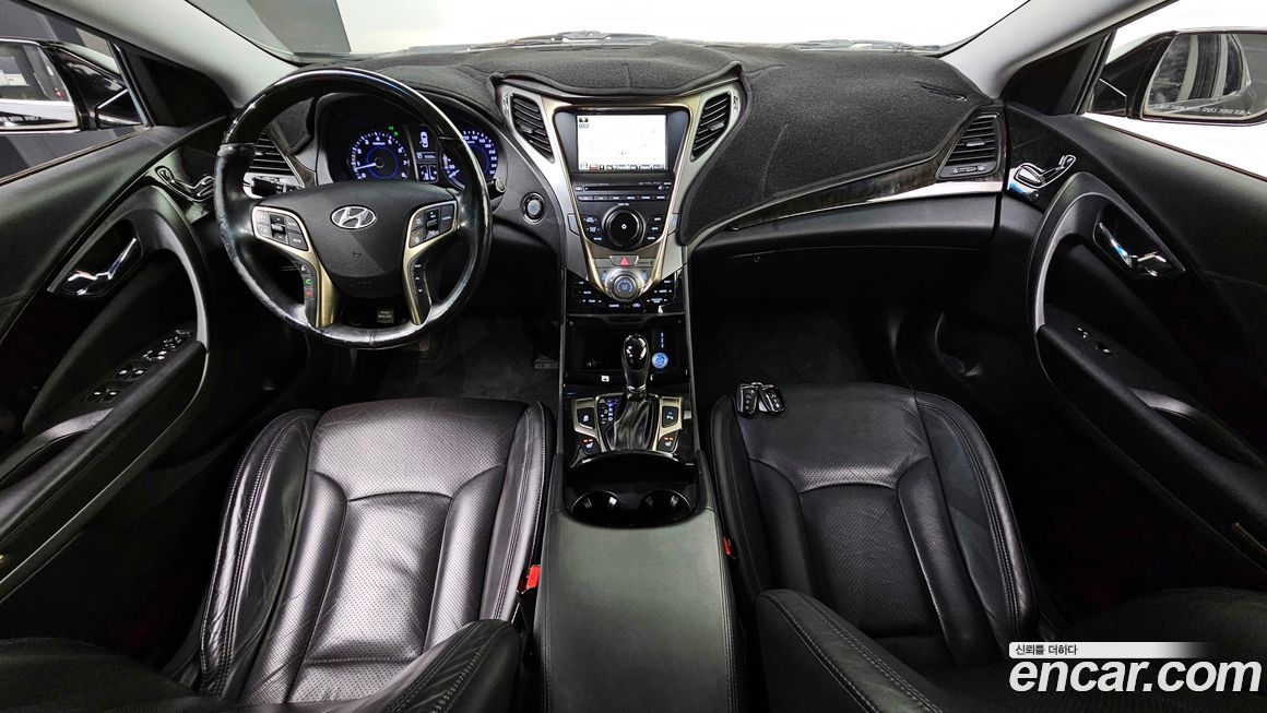 Hyundai Grandeur 2012