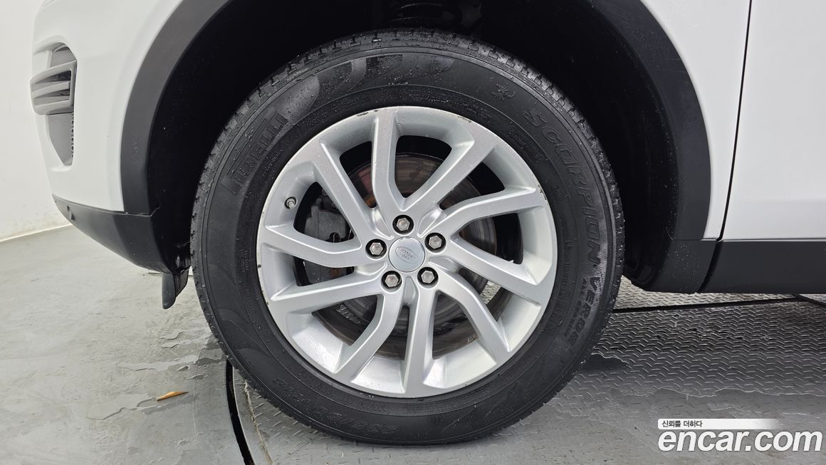 Land Rover Discovery Sport 2017