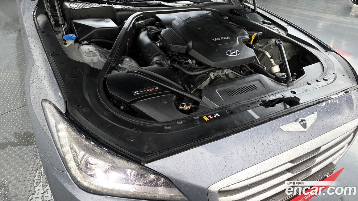 Hyundai Genesis 2014