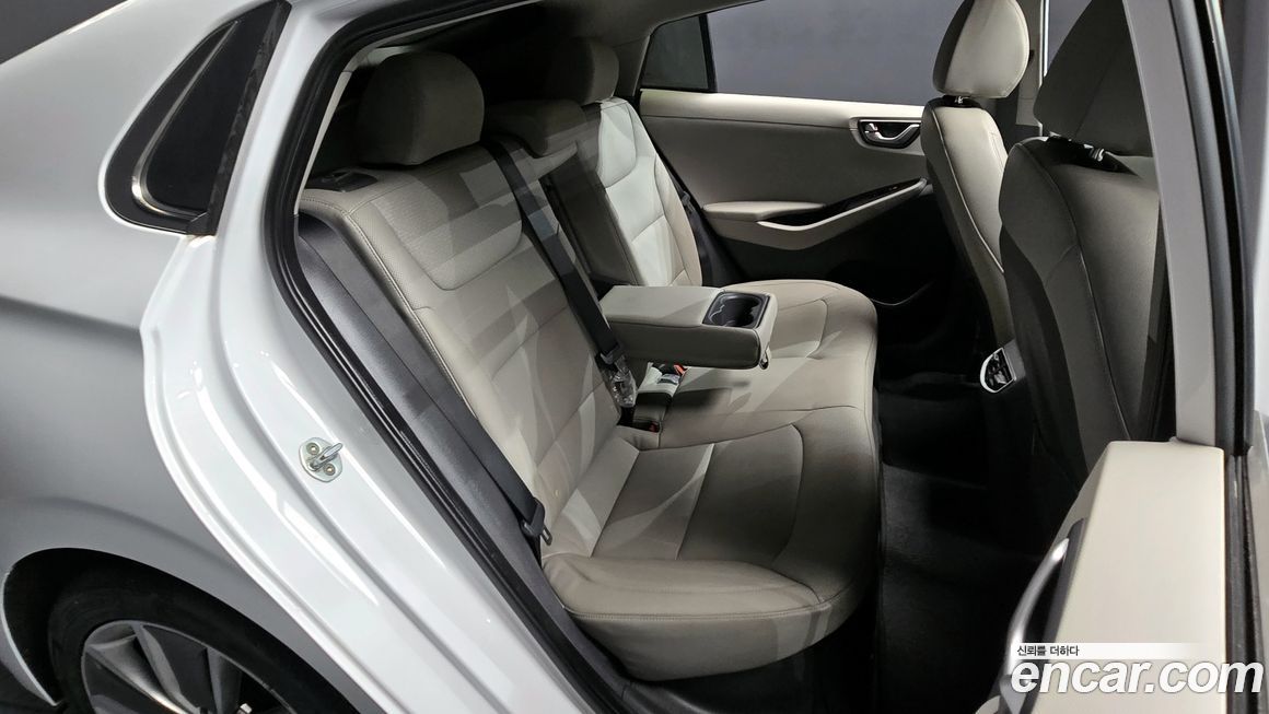 Hyundai Ioniq 2016
