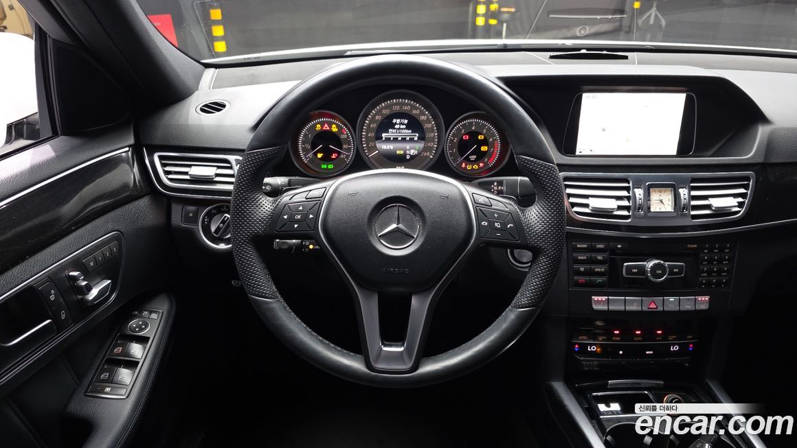 Mercedes-Benz E-Class 2014