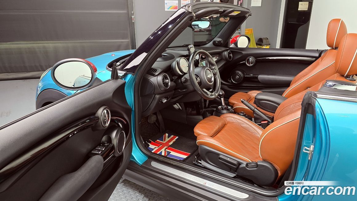 Mini Cooper Convertible 2017