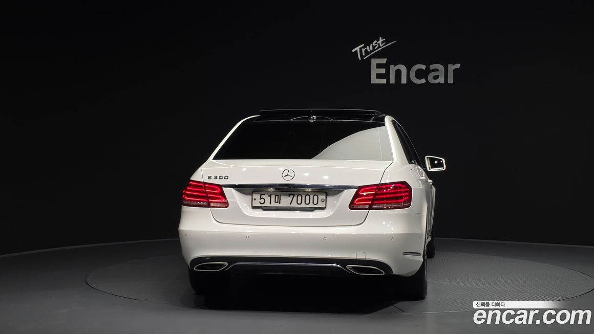 Mercedes-Benz E-Class 2014