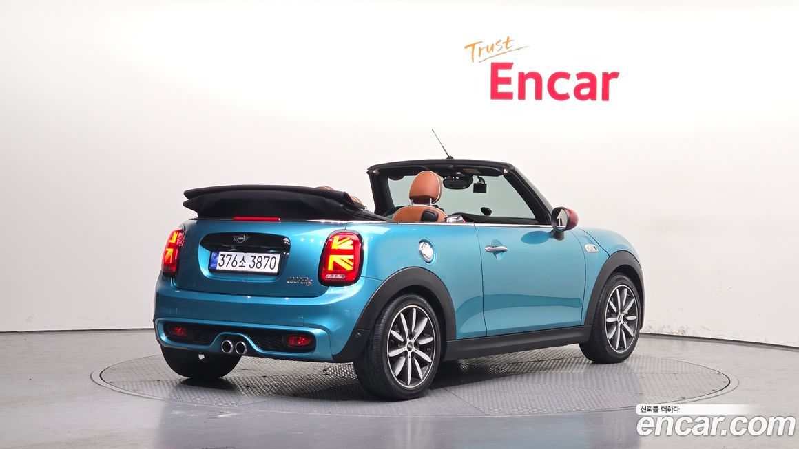 Mini Cooper Convertible 2017