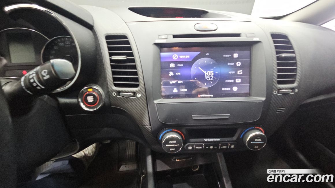 Kia K3 2013