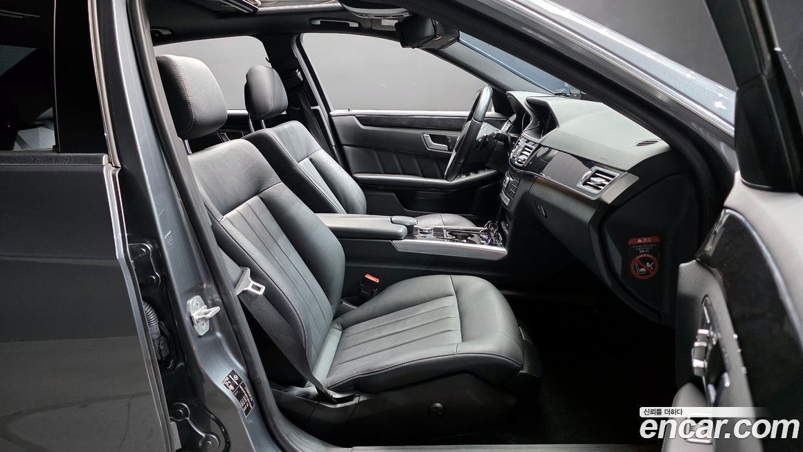 Mercedes-Benz E-Class 2016