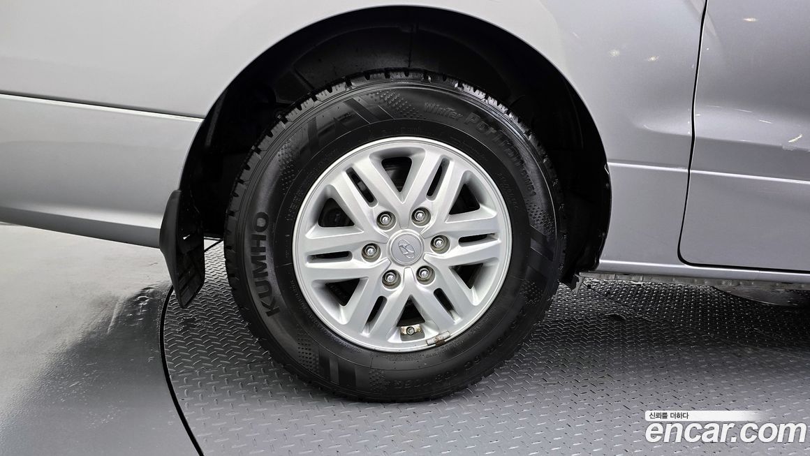 Hyundai Starex 2021