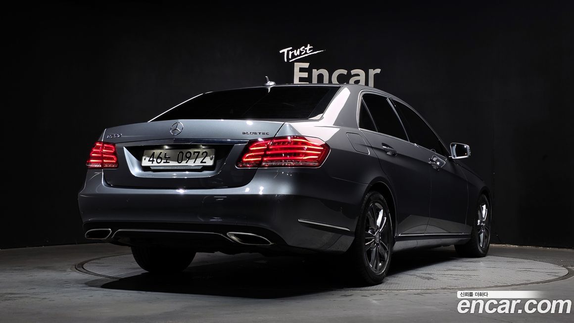 Mercedes-Benz E-Class 2016