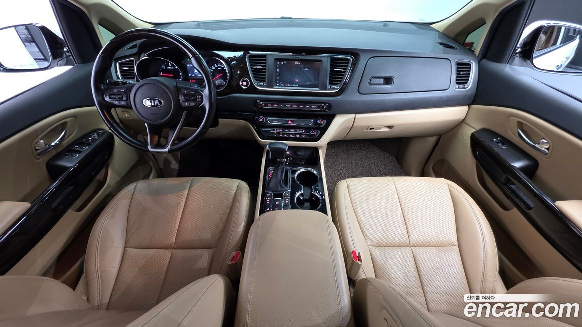 Kia Canival 2019