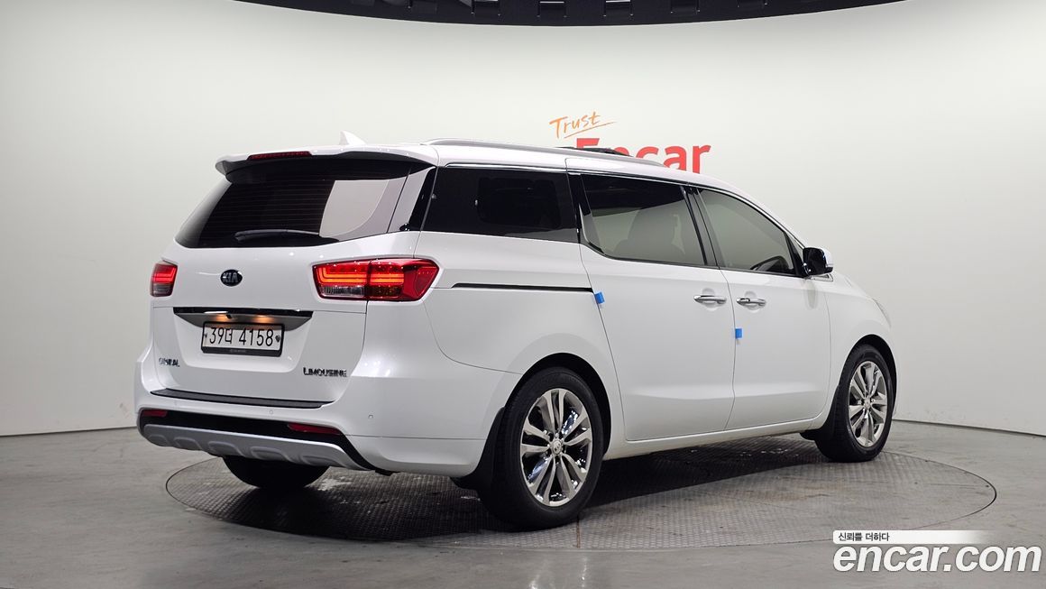 Kia Canival 2017