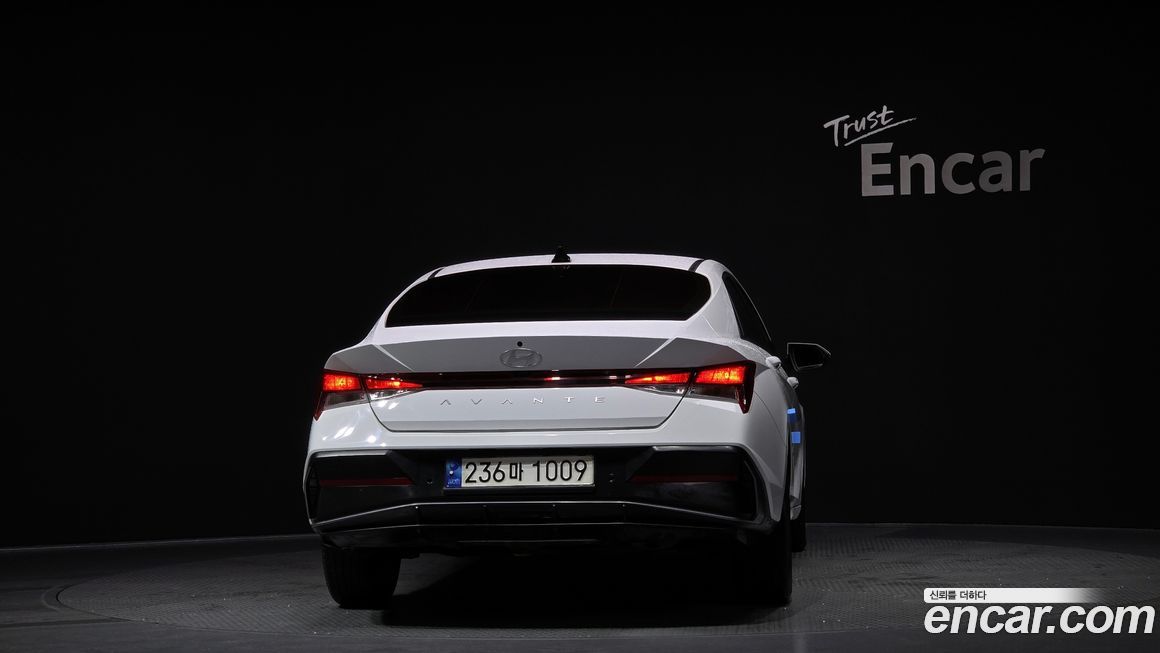 Hyundai AVANTE 2024
