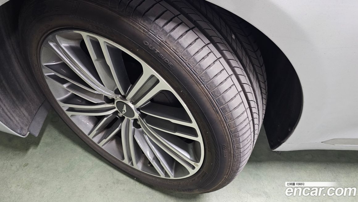 Genesis G80 2018
