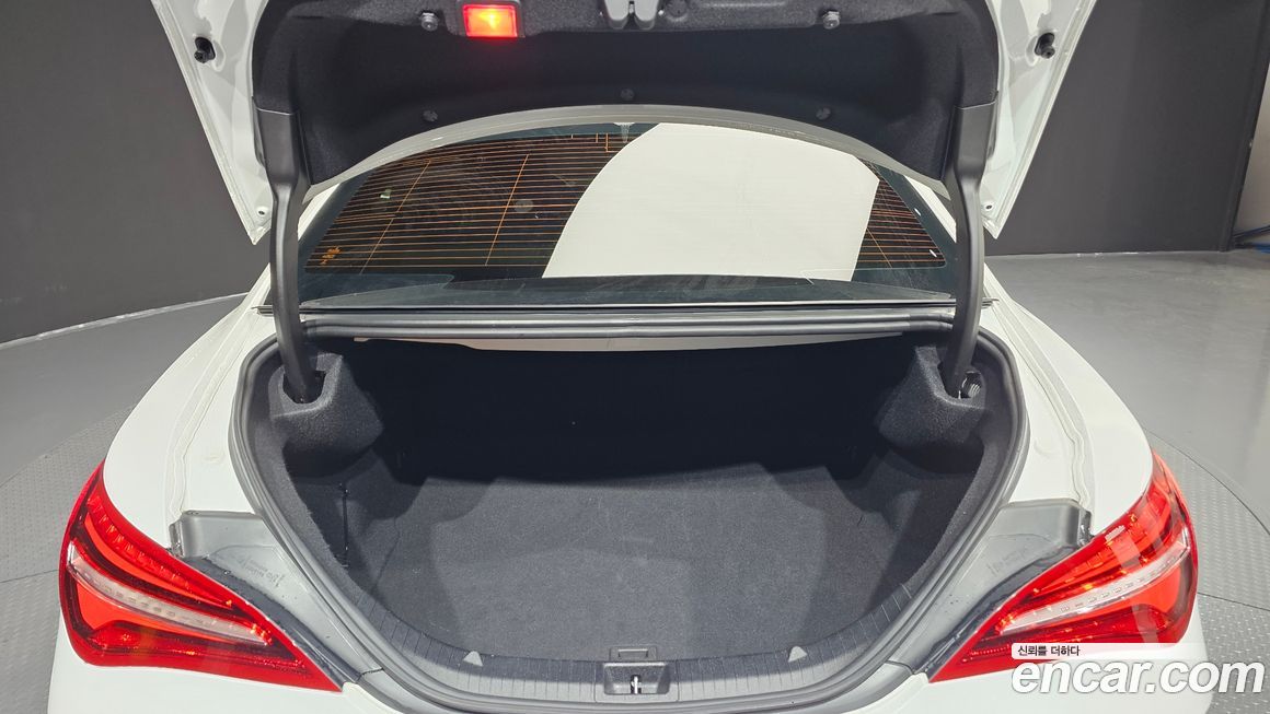 Mercedes-Benz CLA-Class 2018