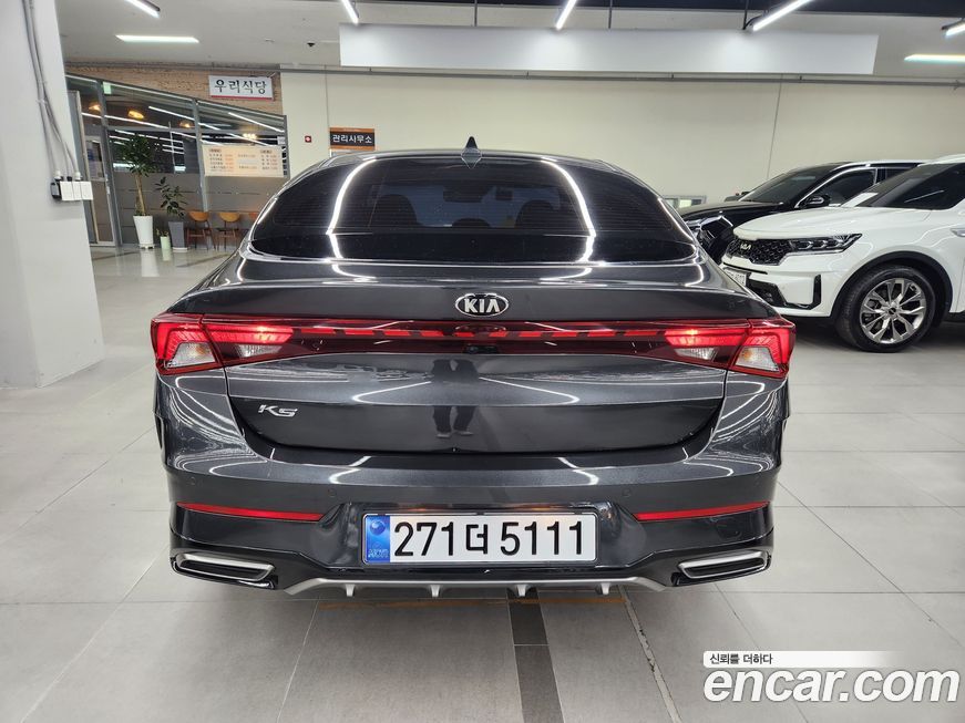 Kia K5 2021