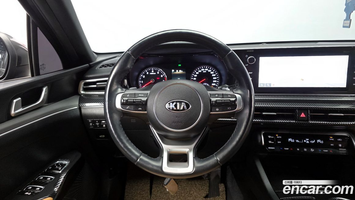 Kia K5 2021