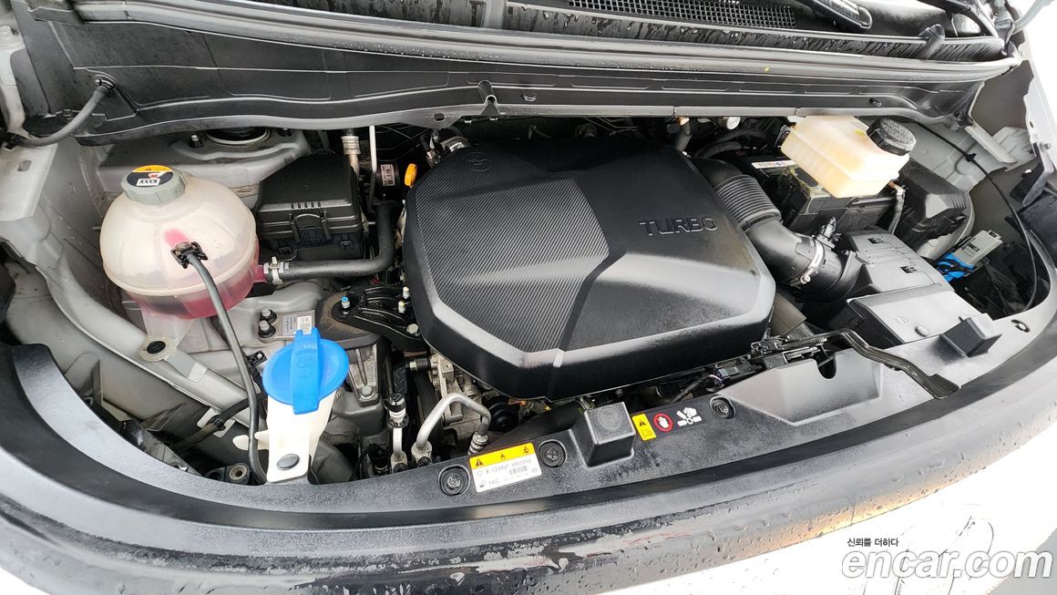 Hyundai Staria 2022