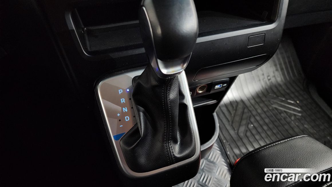 Hyundai Staria 2022