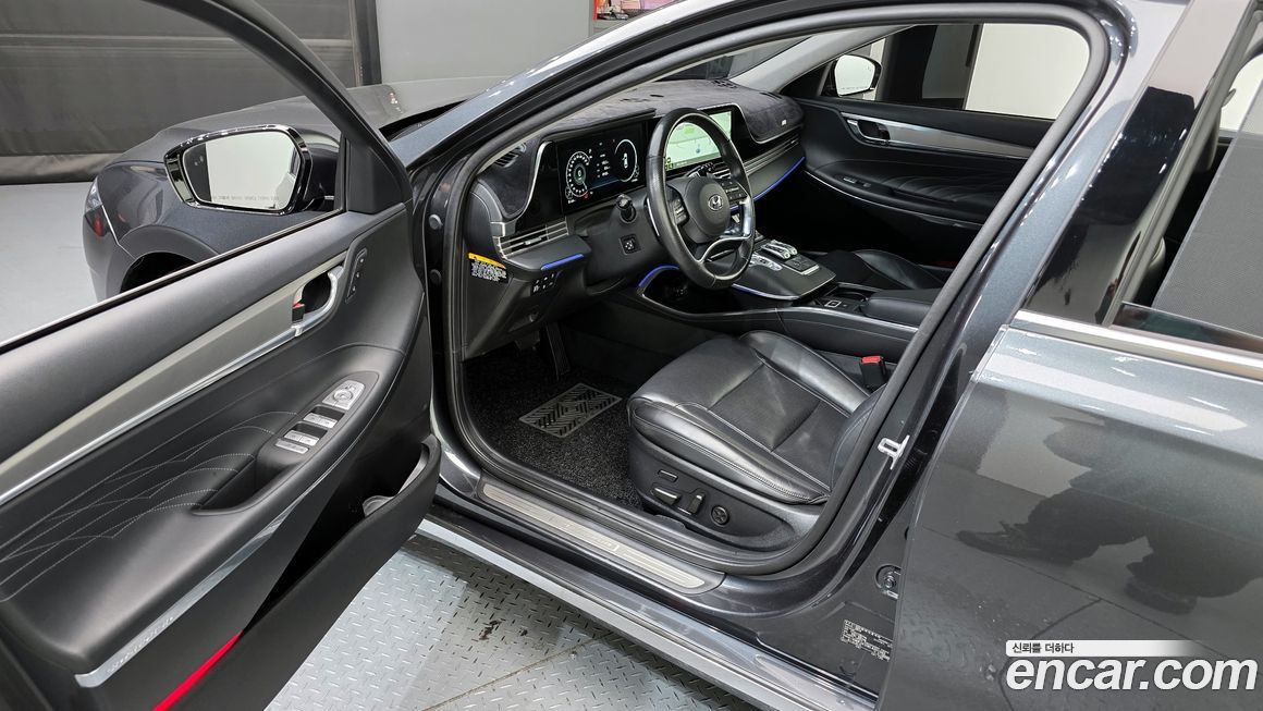 Hyundai Grandeur 2020