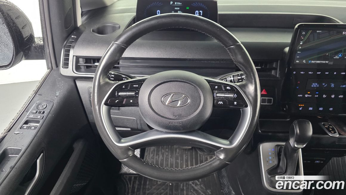 Hyundai Staria 2022