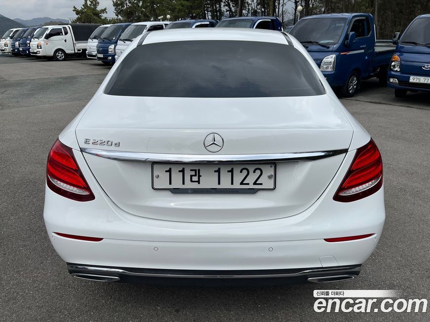 Mercedes-Benz E-Class 2017