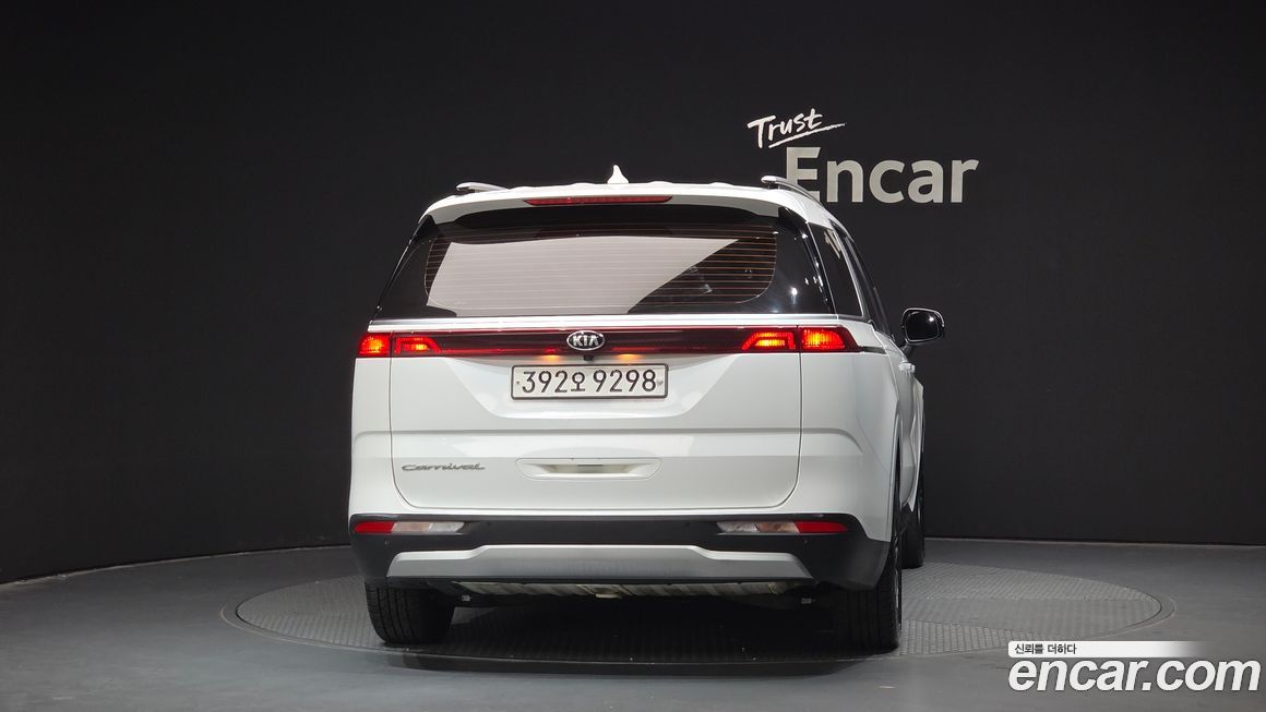 Kia Canival 2021