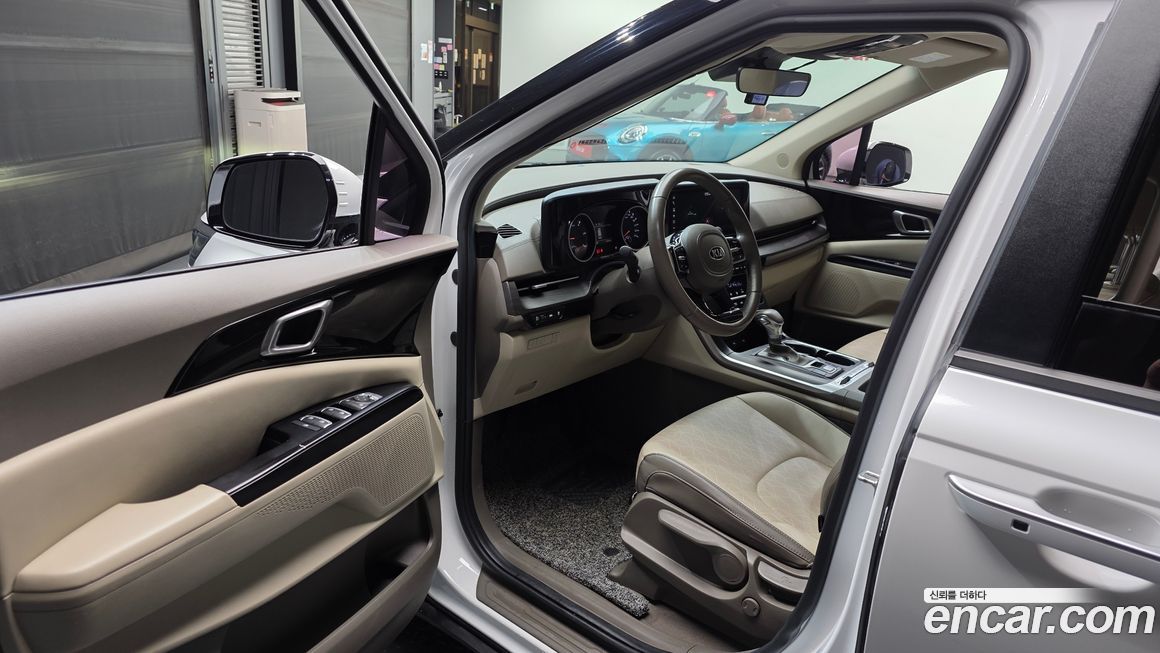 Kia Canival 2021