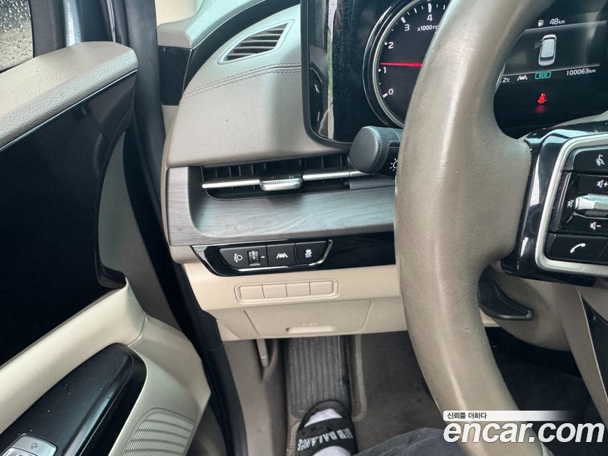 Kia Canival 2021