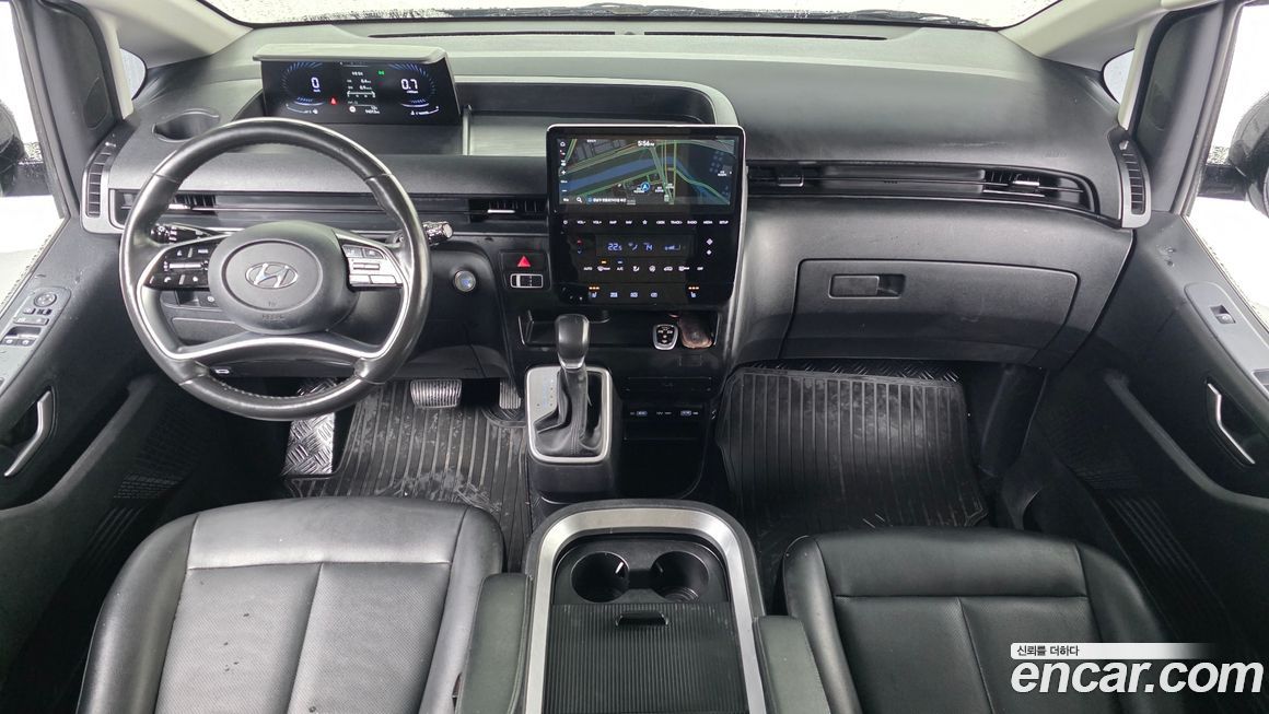 Hyundai Staria 2022