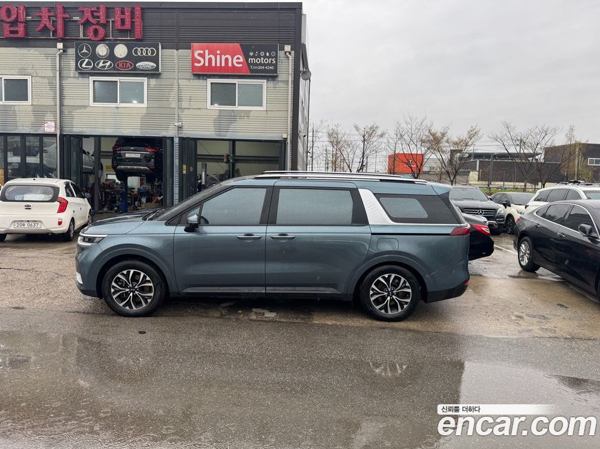 Kia Canival 2021