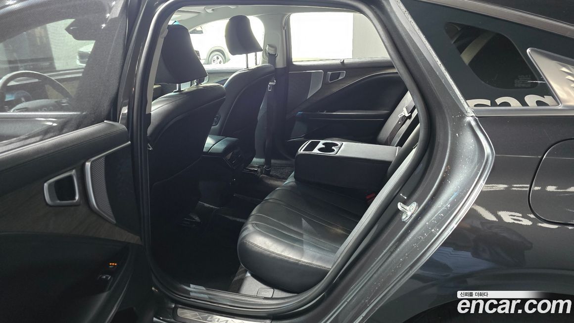 Kia K8 2023
