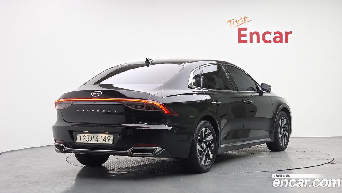 Hyundai Grandeur 2021