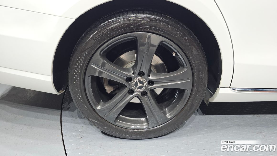 Mercedes-Benz E-Class 2018