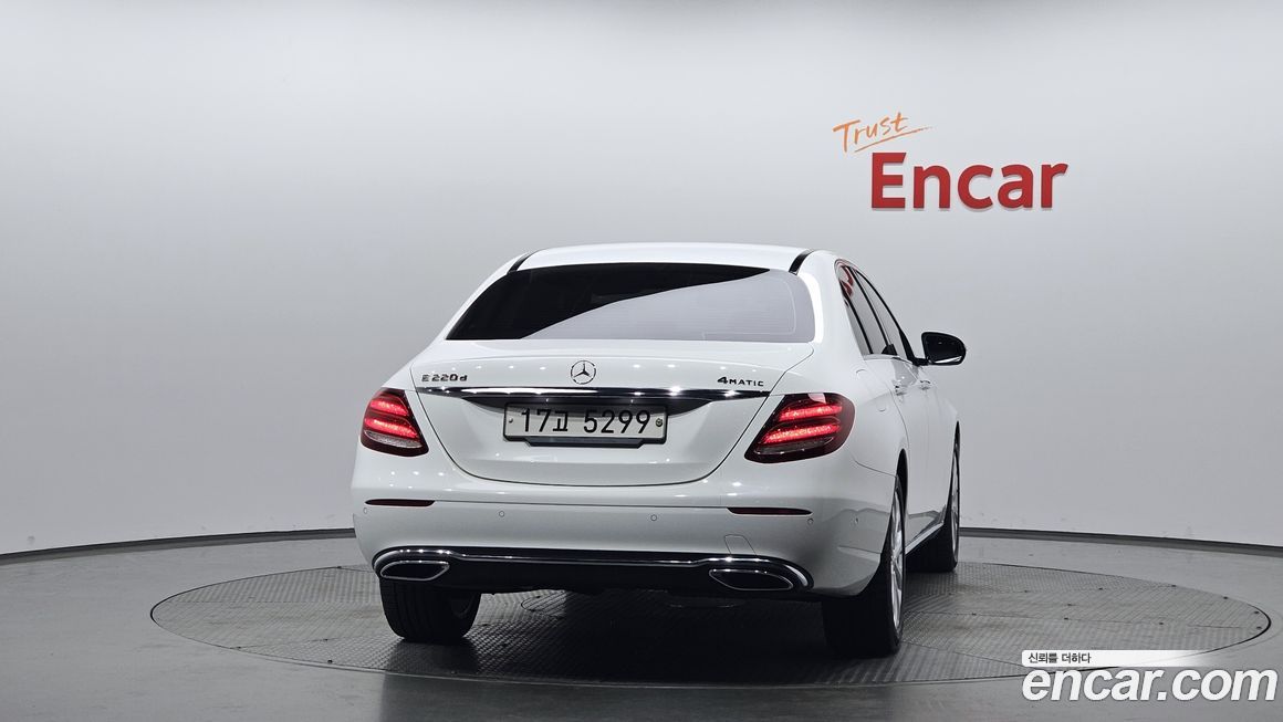 Mercedes-Benz E-Class 2018