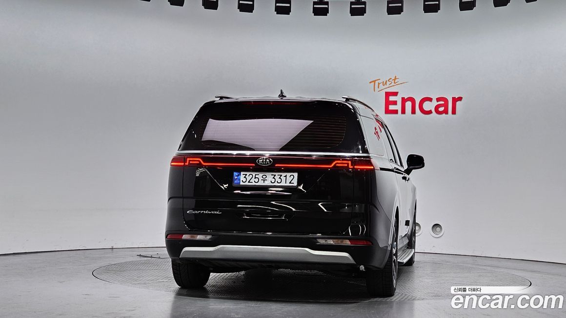 Kia Canival 2021