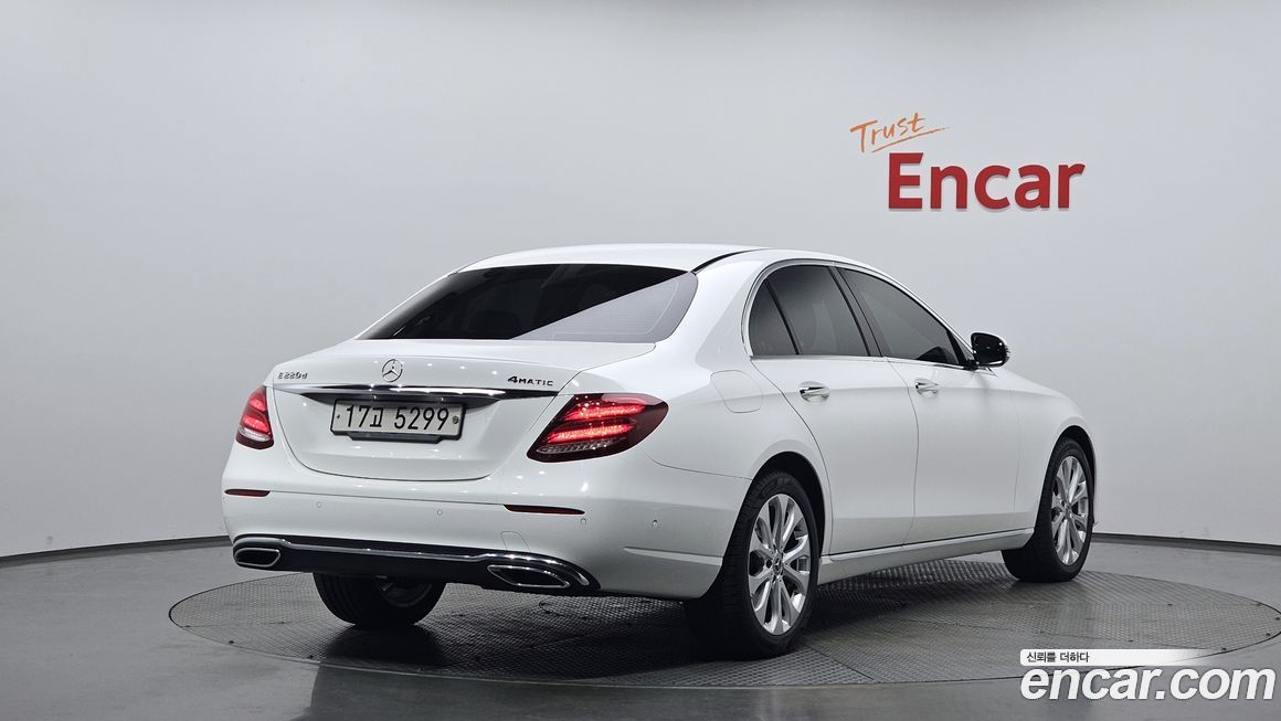 Mercedes-Benz E-Class 2018