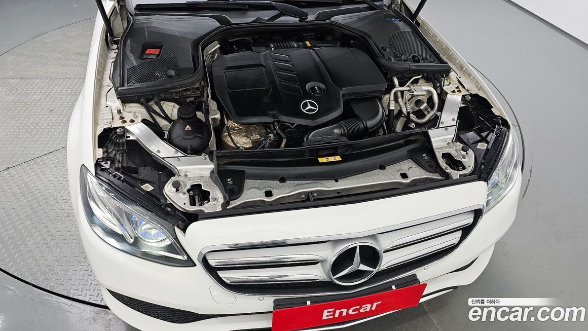 Mercedes-Benz E-Class 2018