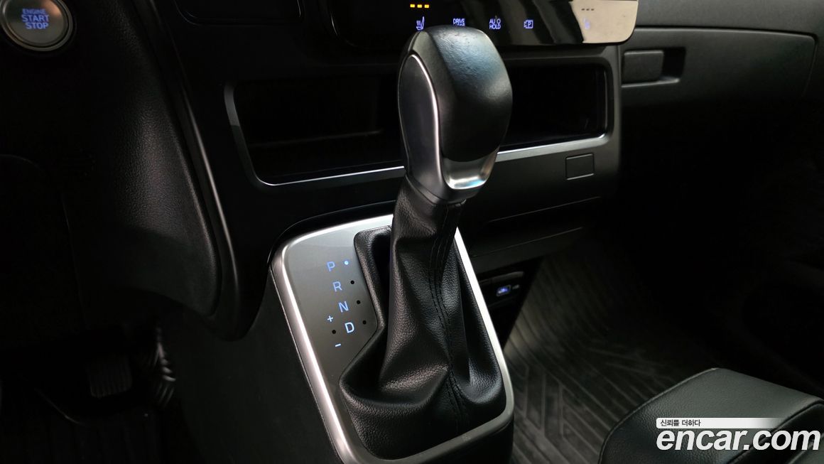 Hyundai Staria 2023