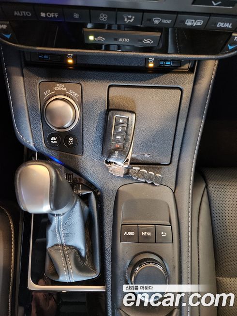 Lexus ES 2017