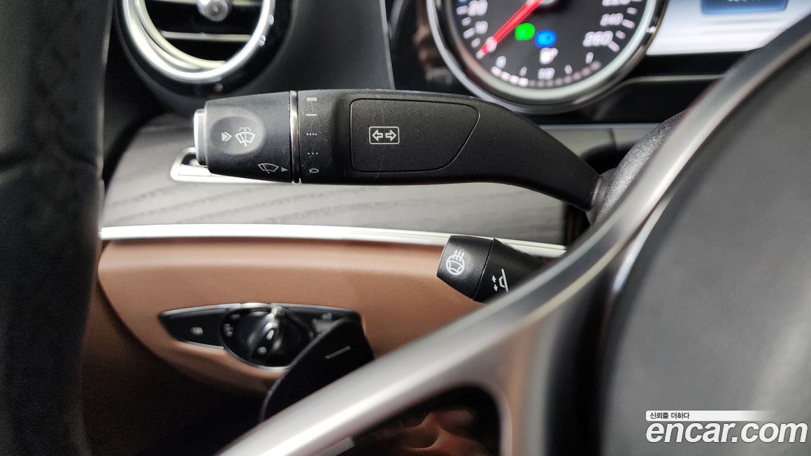 Mercedes-Benz E-Class 2019